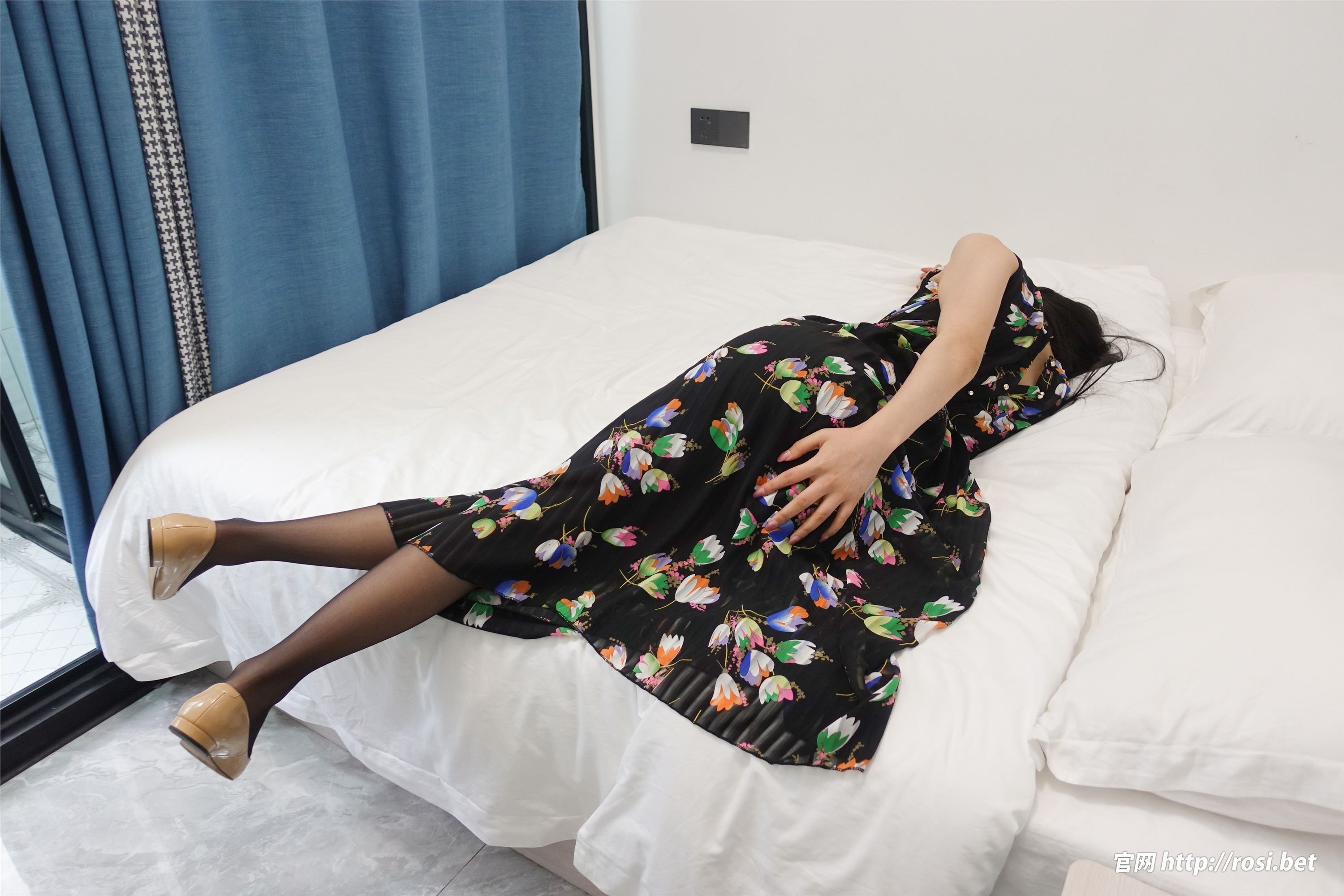 ROSI写真 2024.03.01 NO.4470